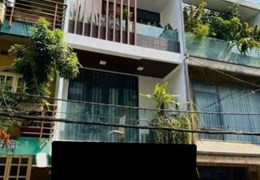 Cho thuê nhà nguyên căn HXH 31 Ung Văn Khiêm,P25,Bình Thạnh