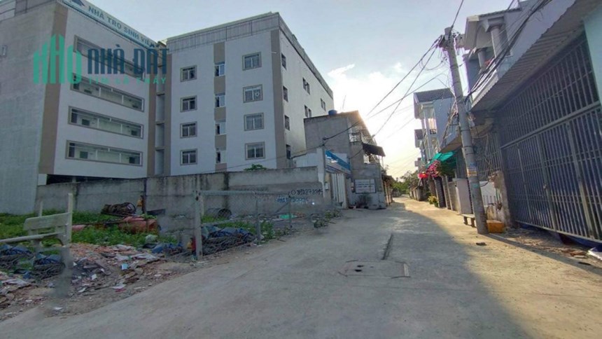 Bán đất QUỐC LỘ 1A phường An phú đông Q.12, Khu CHDV, Đường 5m, giá chỉ 4.650 tỷ