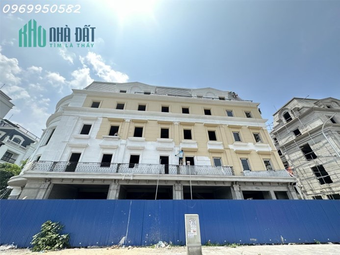 Shophouse mặt ngõ 214 Nguyễn Xiển, 85m2, 5.5x15.5m, 21 tỷ, sổ lâu dài