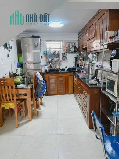 Bán nhà phố Đông Khê, diện tích 47m 3 tầng độc lập, GIÁ 2.65 tỉ ngõ taxi cực nông