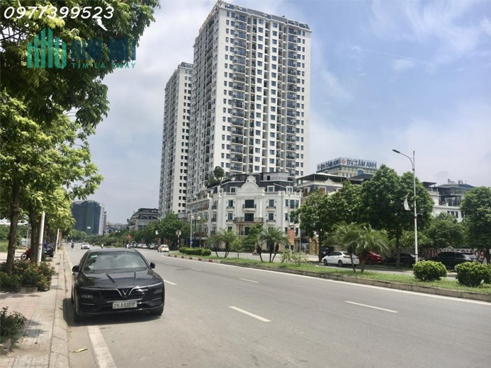 Siêu phẩm lô góc, gara ô tô. Bồ Đê, Long Biên 5 tầng, MT: 9,9m. Giá chỉ 5 hơn.