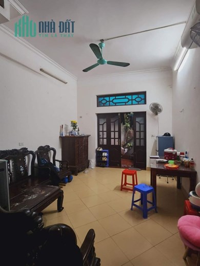 Chỉ 70tr/m2 nhà 3 Tầng, ngã tư Nguyễn Trãi- Trường Chinh- 66M2 x3T, 40M ra phố
