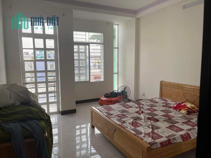 Bán Nhà Mặt Tiền Nguyễn Hiến Lê, Víp Tân Bình, 80m2, Ngang 5m, 5 Tầng Mới, Nhỉnh 14 Tỷ TL.