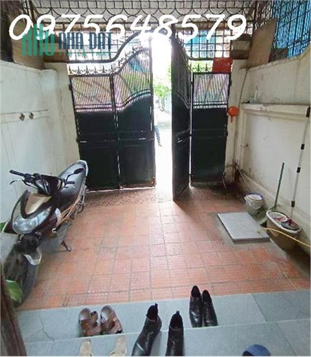 HIẾM Nhà Lạc Trung 70m Phân lô Ô tô vào nhà kinh doanh Giá giật mình