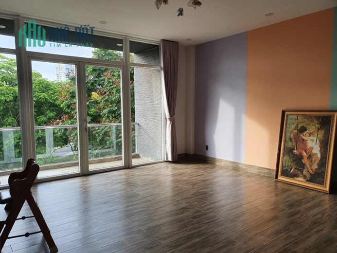 cho thuê nhà nguyên căn KDC Văn Minh, nhà đẹp đối diện công viên