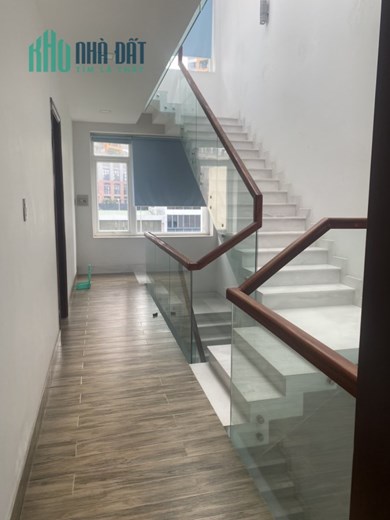 cho thuê nhà nguyên căn KDC Văn Minh, nhà đẹp đối diện công viên
