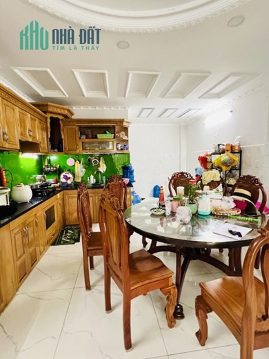 Siêu phẩm 6 tầng gần 100m2 kế Tỉnh Lộ 10 Mã Lò chỉ 7 tỷ nhỉnh.