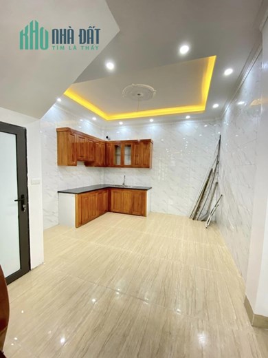 BÁN NHÀ LIỀN KỀ PHÂN LÔ Ô TÔ CÁCH 5M YÊN DUYÊN YÊN SỞ 43Mx5 TẦNG MT3.4m GIÁ NHỈNH 3 TỶ