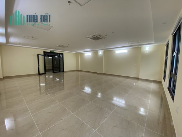 Cho Thuê Tòa Nhà Văn Phòng 8 Tầng Mặt Phố Hà Cầu.DT 120m2, Mt 8.6m. Giá 5000USD/tháng