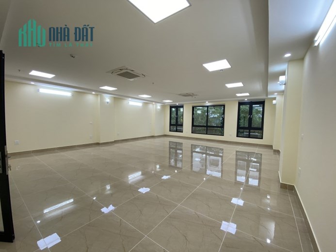 Cho Thuê Tòa Nhà Văn Phòng 8 Tầng Mặt Phố Hà Cầu.DT 120m2, Mt 8.6m. Giá 5000USD/tháng