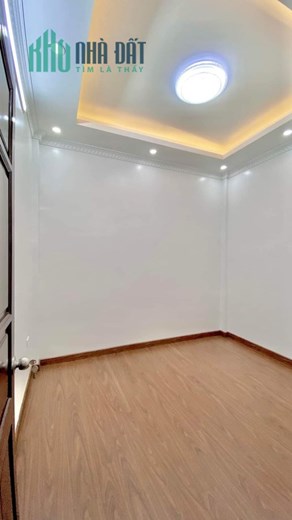 CHUYỂN NHÀ RA MẶT PHỐ C LAN BÁN NHÀ TRONG NGÕ PHỐ LĨNH NAM 46Mx4 TẦNG MT4,1M GIÁ NHỈNH 3 TỶ