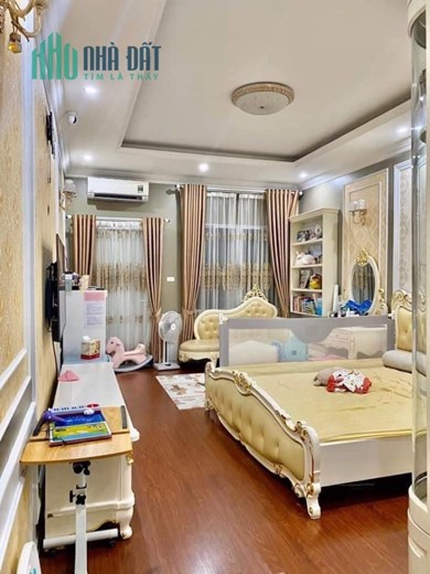 BÁN NHÀ TRUNG HOÀ CẦU GIẤY 50M, 6T, MT 5M, Ô TÔ, KINH DOANH, NHỈNH 8 TỶ