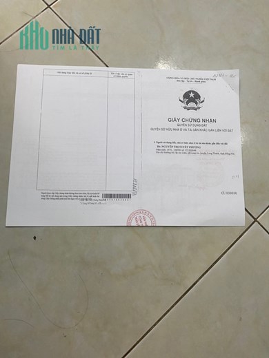 BÁN GẤP Lô Đất Mặt Tiền Đường Nhựa Vị Trí Đẹp Dành Cho Nhà Đầu Tư