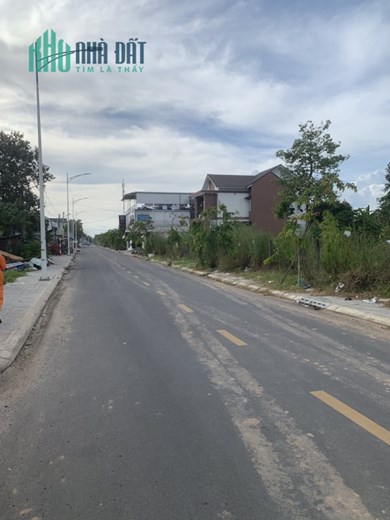 Chính Chủ Cần Bán Gấp Lô Đất 2 Mặt Tiền Vị Trí Đẹp Tại Trung Tâm TP Tây Ninh