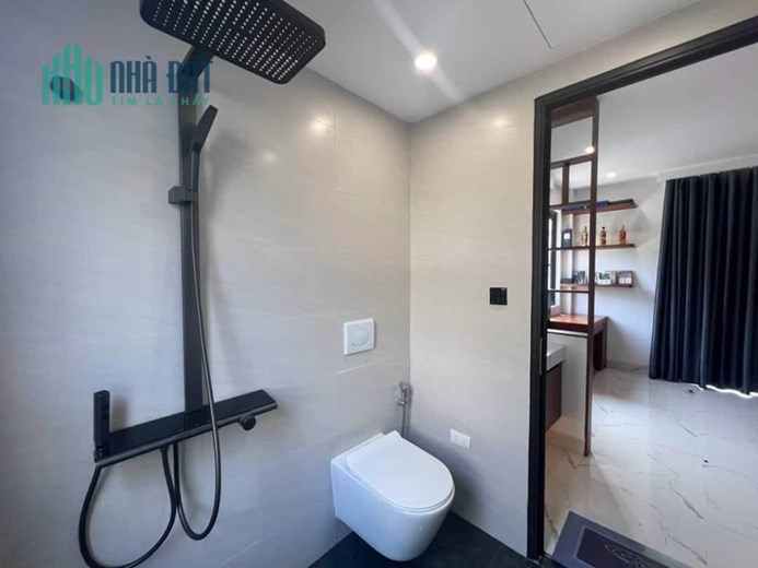 Cần bán gấp Nhà Xuân Thủy, Cầu Giấy. Nhà Đẹp. DT 31m, mt 3.6m, chỉ nhỉnh 3 tỷ