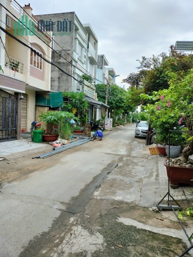 Cho thuê nhà nguyên căn dài hạn làm văn phòng kết hợp ở, TP Thủ Đức