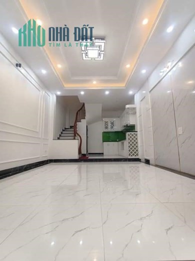 Bán Nhà Phương Canh, Ô Tô Vào Nhà, Ngõ Thông, Sổ Vuông A4, Tặng Nội Thất. DT40mx 5T. Giá 4.8Tỷ.