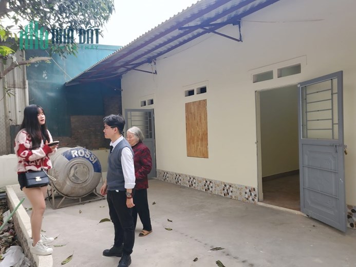 Cần cho thuê căn nhà xây kiểu nhà Nhật. Địa chỉ: Cổ Điển, Hải Bối, Đông Anh
