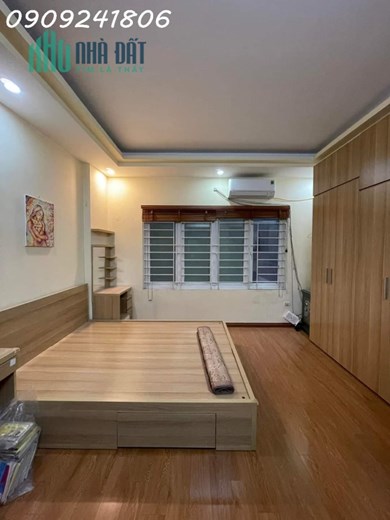 NHÀ PHỐ YÊN HÒA, LÔ GÓC 4 MẶT THOÁNG, NGÕ RỘNG, CHỦ TẶNG HẾT NỘI THẤT, 40M, 5.35 TỶ