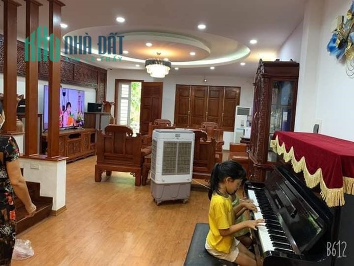 Bán nhà mt Hải Phòng, Thanh Khê, Đà Nẵng. Dt 81m, mt 6.6m. Giá 18.5 tỷ