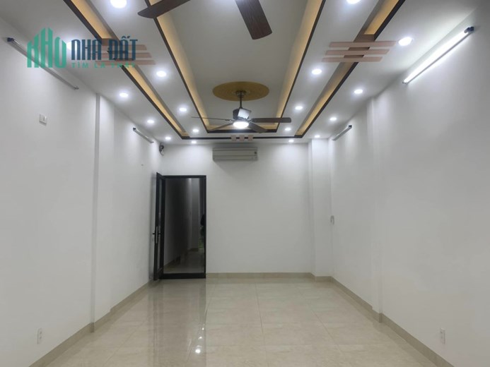 Bán nhà mt Hải Phòng, Thanh Khê, Đà Nẵng. Dt 81m, mt 6.6m. Giá 18.5 tỷ