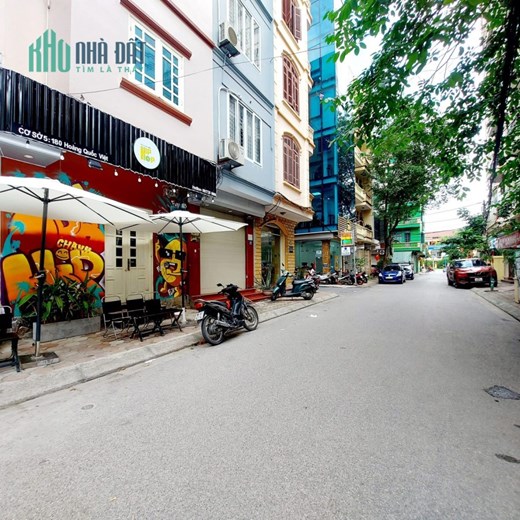 BÁN ĐẤT TẶNG NHÀ CẤP 4 - CẦU GIẤY - Ô TÔ TRÁNH VÀO TẬN NHÀ - NGÕ THÔNG - 53M NHỈNH 6 TỶ