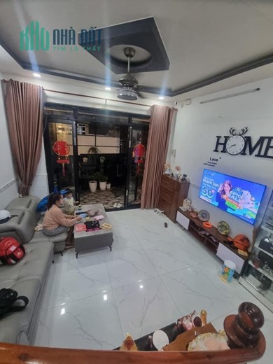 HƠN 6TỶ Giá Đầu Tư TT Quận 5 Giáp Quận1,52m2-2Tầng BTCT-Mới VàoỞ Ngay.