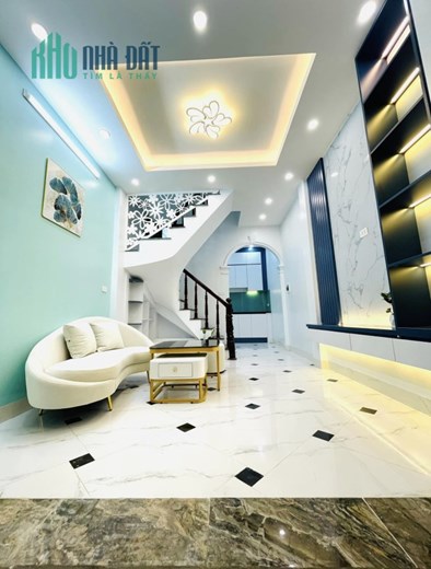 Nhỉnh 2,5 tỷ nhà gần phố 20m ra ô tô 3 thoáng tặng full nội thất