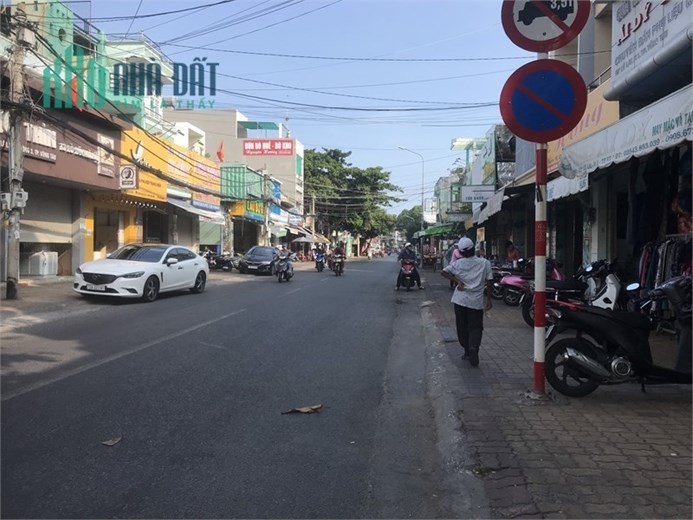 Cho thuê mặt bằng cạnh ngã tư đường nguyễn văn trỗi, tpvt sầm uất