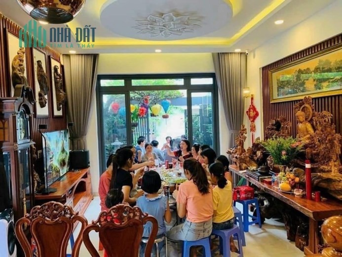 Nhà HXH Đình phong phú diện tích 53m đúc 3 lầu sân thượng , vị trí đẹp