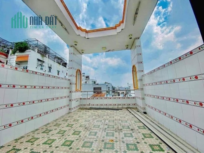 HẺM Ô TÔ THÔNG NGUYỄN SƠN - Ô TÔ NGỦ TRONG NHÀ - NỞ HẬU 4.8M - 4 TẦNG- 56M2- CHỈ 5.95 TỶ