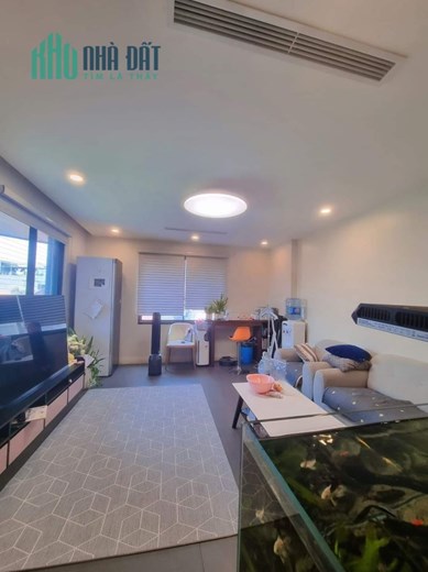 ⭐️Tòa VP Siêu VIP Phố Trung Kính 138/178m x 7 Tầng, MT 8m chỉ 65 Tỷ - 240 Tr/Tháng⭐️