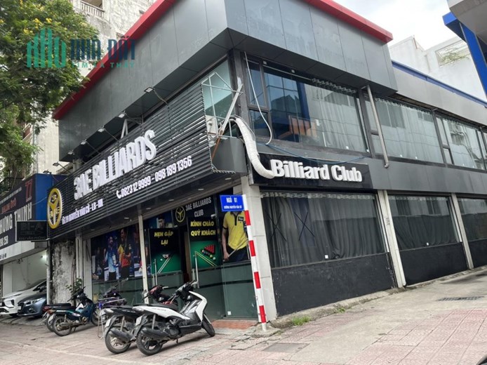 BÁN NHÀ MẶT PHỐ NGỌC LÂM LÔ GÓC- MẶT TIỀN RỘNG- VỈA HÈ MÊNH MÔNG- ĐANG KINH DOANH SẦM UẤT NGÀY ĐÊM