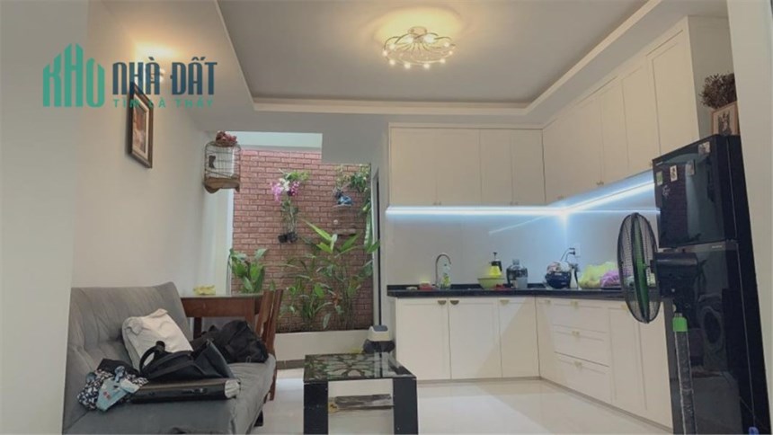 Bán nhà đường Hoàng Hoa Thám Bình Thạnh ,54m2 - HXH - chỉ nhỉnh 5Tỷ TL.