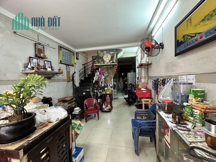 Bán nhà Lũy Bán Bích quận Tân phú 4,2 x20m x 2T hẻm 8m chỉ 5.2 tỷ