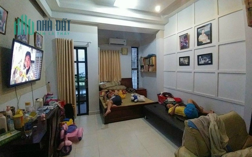 Xíu6Tỷ-Huỳnh Mẫn Đạt Q5,46m,ngang 4m Nở Hậu L-Hẻm Ôtô tránh- 3 Lầu,Ở Liền.