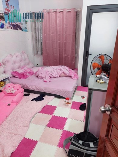 MỘT BƯỚC QUA QUẬN 1 VÔ VÀNG TIỆN ÍCH - 4 TẦNG ĐÚC BTCT - NGAY PHAN XÍCH LONG - KHU VỰC KINH DOANH