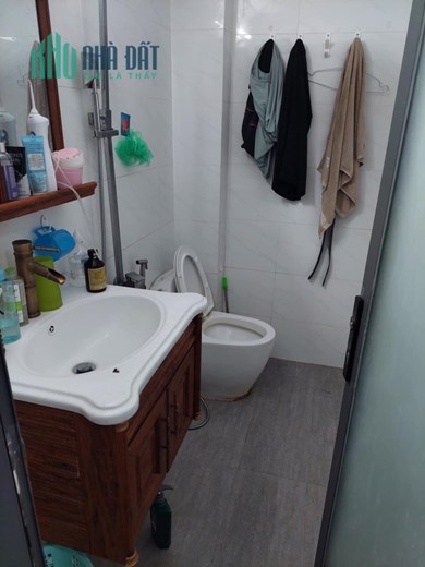 MỘT BƯỚC QUA QUẬN 1 VÔ VÀNG TIỆN ÍCH - 4 TẦNG ĐÚC BTCT - NGAY PHAN XÍCH LONG - KHU VỰC KINH DOANH