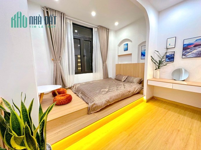 Bán nhà phố Phương Mai, Đống Đa, Ô TÔ, KINH DOANH, DÒNG TIỀN 68m2, 5 tầng MT 5m