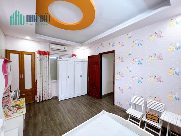 Siêu Phẩm Lô Góc Phố Mễ Trì 50m2 x 5T, 2 thoáng, gara, ô tô tránh, Kd đẳng cấp 8,9 tỷ.