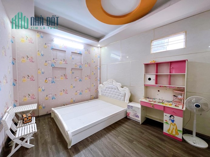 Siêu Phẩm Lô Góc Phố Mễ Trì 50m2 x 5T, 2 thoáng, gara, ô tô tránh, Kd đẳng cấp 8,9 tỷ.