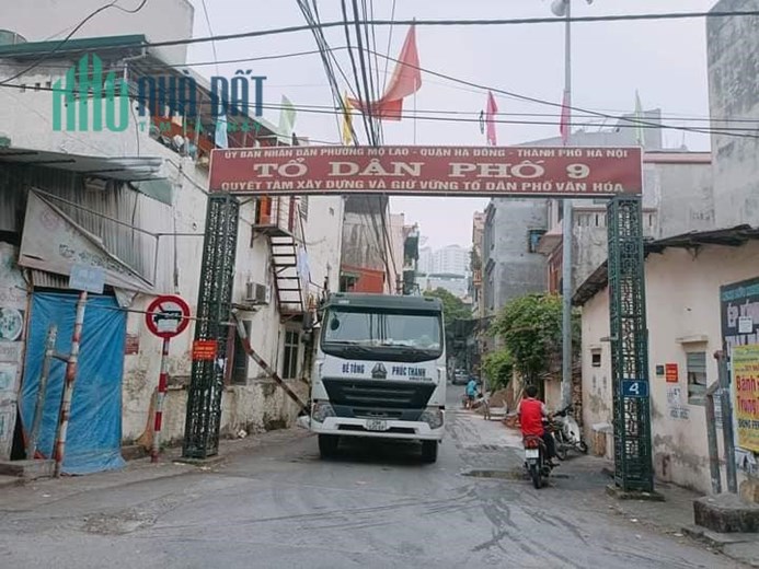 Bán nhà sổ đỏ đường Thanh Bình Mộ Lao Hà Đông, 50m2, nhà chủ tự xây. Giá 5 tỷ.