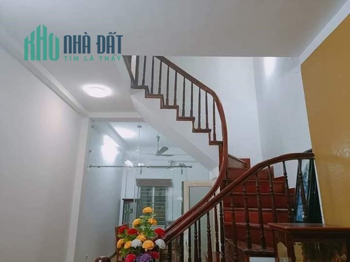 Bán nhà sổ đỏ đường Thanh Bình Mộ Lao Hà Đông, 50m2, nhà chủ tự xây. Giá 5 tỷ.