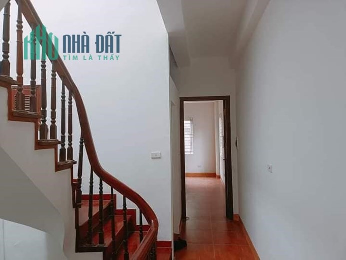 Bán nhà sổ đỏ đường Thanh Bình Mộ Lao Hà Đông, 50m2, nhà chủ tự xây. Giá 5 tỷ.