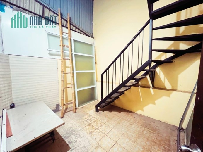 BÁN NHÀ NGÕ TRẠI CÁ - TRƯƠNG ĐỊNH - HAI BÀ TRƯNG 33M x 4T 3 NGỦ ĐỦ CÔNG NĂNG CHỈ 3 TỶ