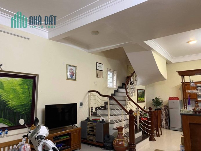 Hiếm Tân Triều Thanh Trì  Yên Xá 50m 4 tầng mặt tiền 5m ô tô đỗ cửa nhà đẹp ở ngay chỉ 4.8 tỷ lh
