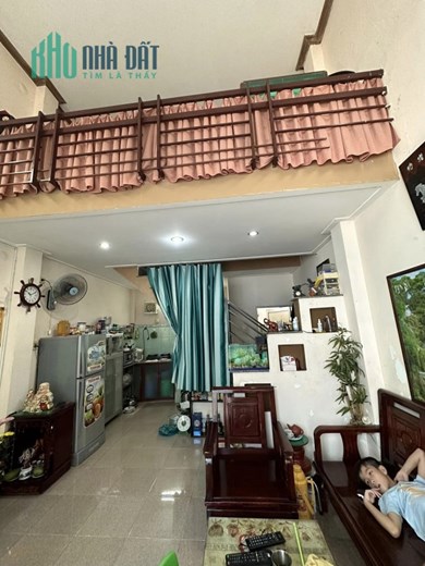 Bán nhà 3 tầng Trần Văn Ơn, Tân Phú, 29m2, ngang 4m chỉ 2.95tỷ TL