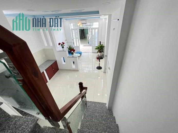 bán ngộp nhà bình chánh