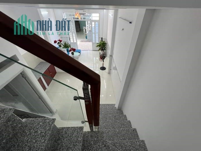 bán ngộp nhà bình chánh
