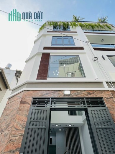 Bán nhà 5 tầng mới xây đường nguyễn văn Lượng Phường 16 Gò Vấp, đối diện khu cityland dọn vào ở ngay